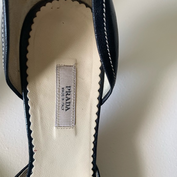 Black Prada Heels Size 9 - Picture 2 of 4